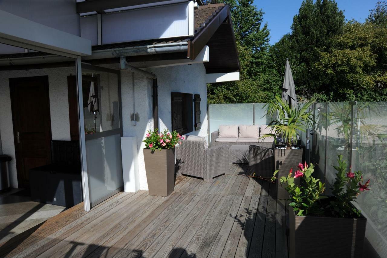 Maison La Rive Publier Exteriér fotografie